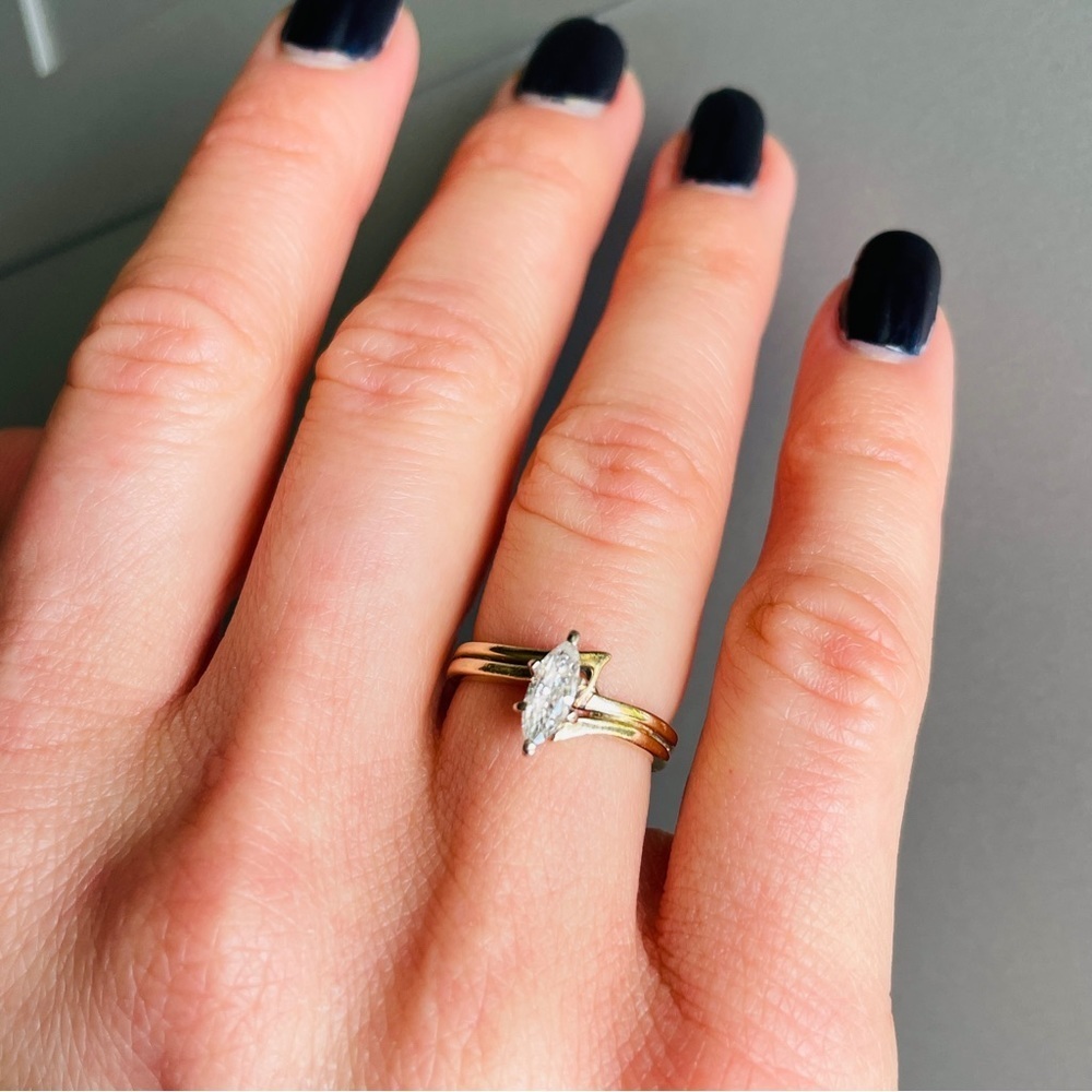 Estate Genuine Diamond Marquise Cut 10k Gold Double Band Ring Circa 1970 - Picture 5 of 13